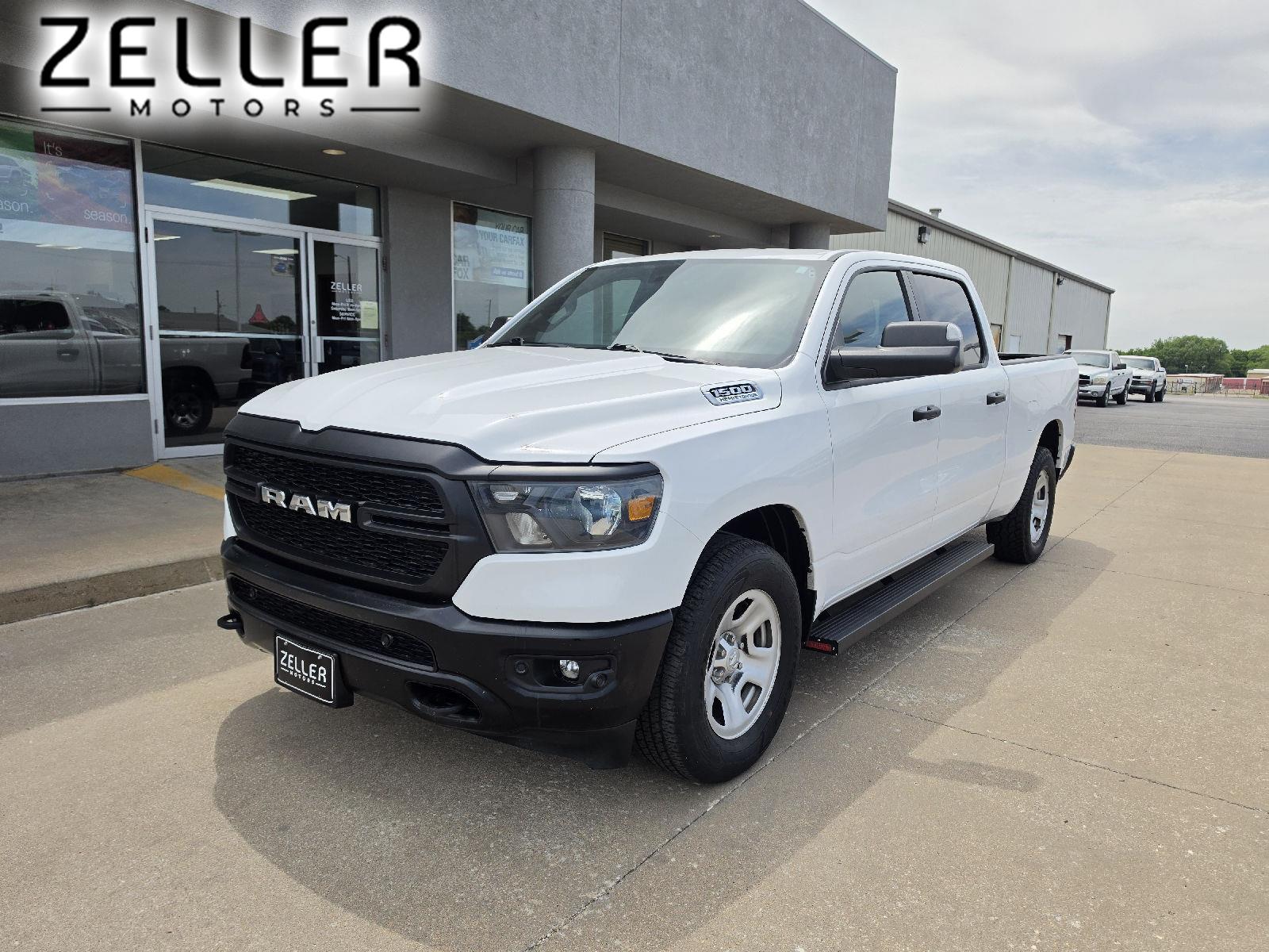 Bright White Clearcoat 2023 RAM 1500 Tradesman Crew Cab 4WD Pickup Truck Four-Wheel Drive 8-Speed Automatic
