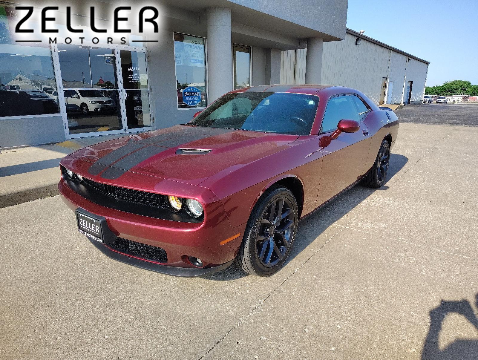 Octane Red Pearlcoat 2023 Dodge Challenger SXT RWD Coupe Rear-Wheel Drive 8-Speed Automatic