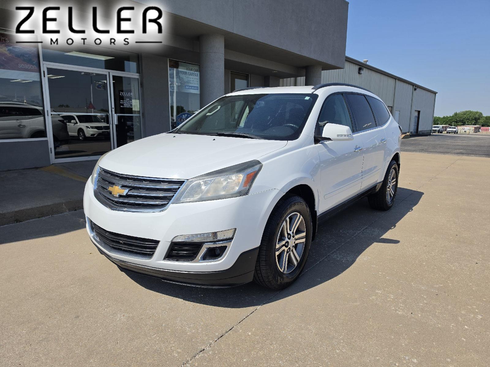 Summit White 2017 Chevrolet Traverse 2LT AWD SUV / Crossover All-Wheel Drive 6-Speed Automatic