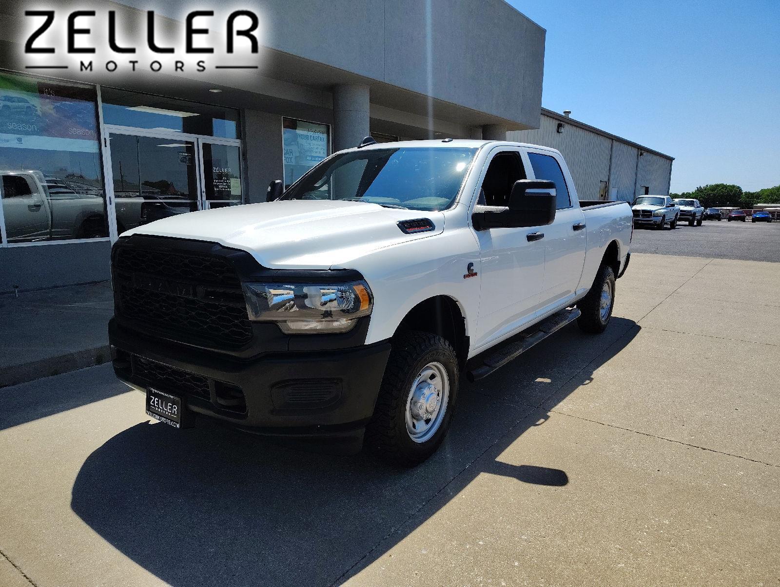 Bright White Clearcoat 2023 RAM 2500 Tradesman Crew Cab 4WD Pickup Truck Four-Wheel Drive 6-Speed Automatic