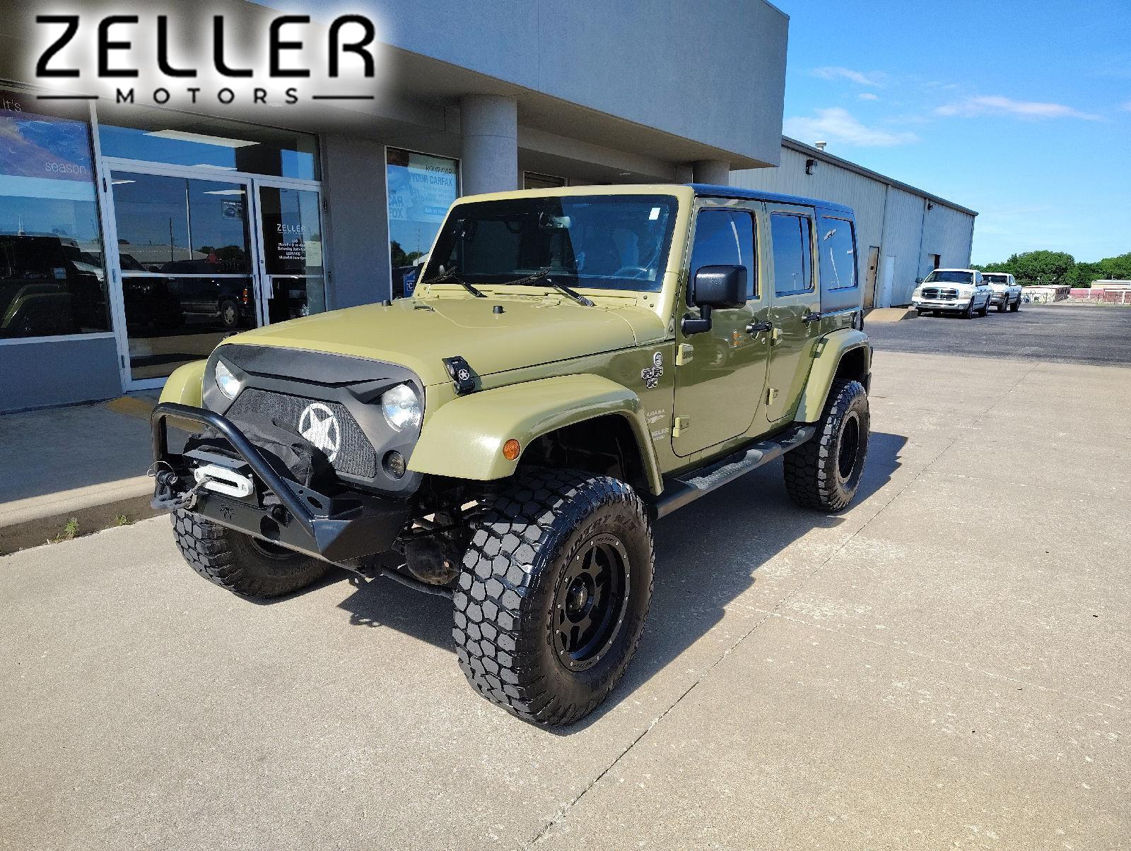 2013 Jeep Wrangler Unlimited Sahara 4WD