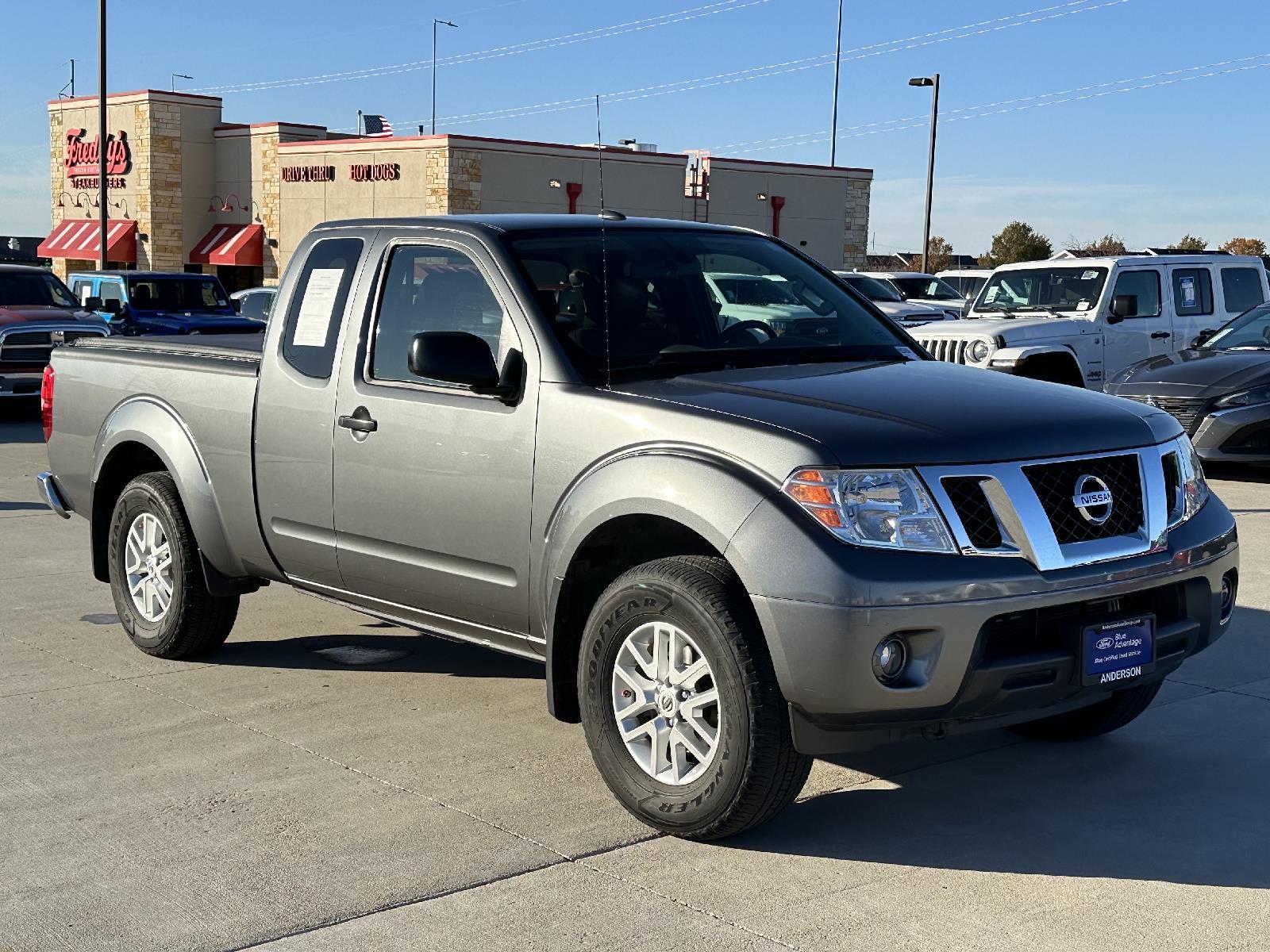 Used 2016 Nissan Frontier SV king cab for sale in Lincoln NE