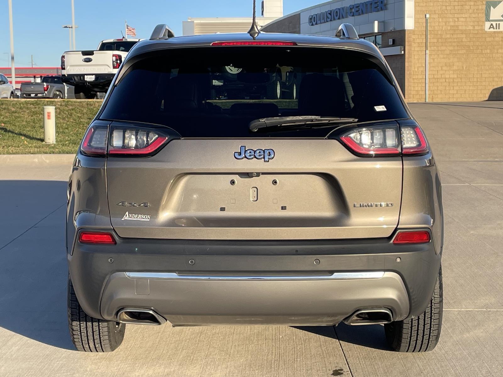 Used 2019 Jeep Cherokee Limited SUV for sale in Lincoln NE