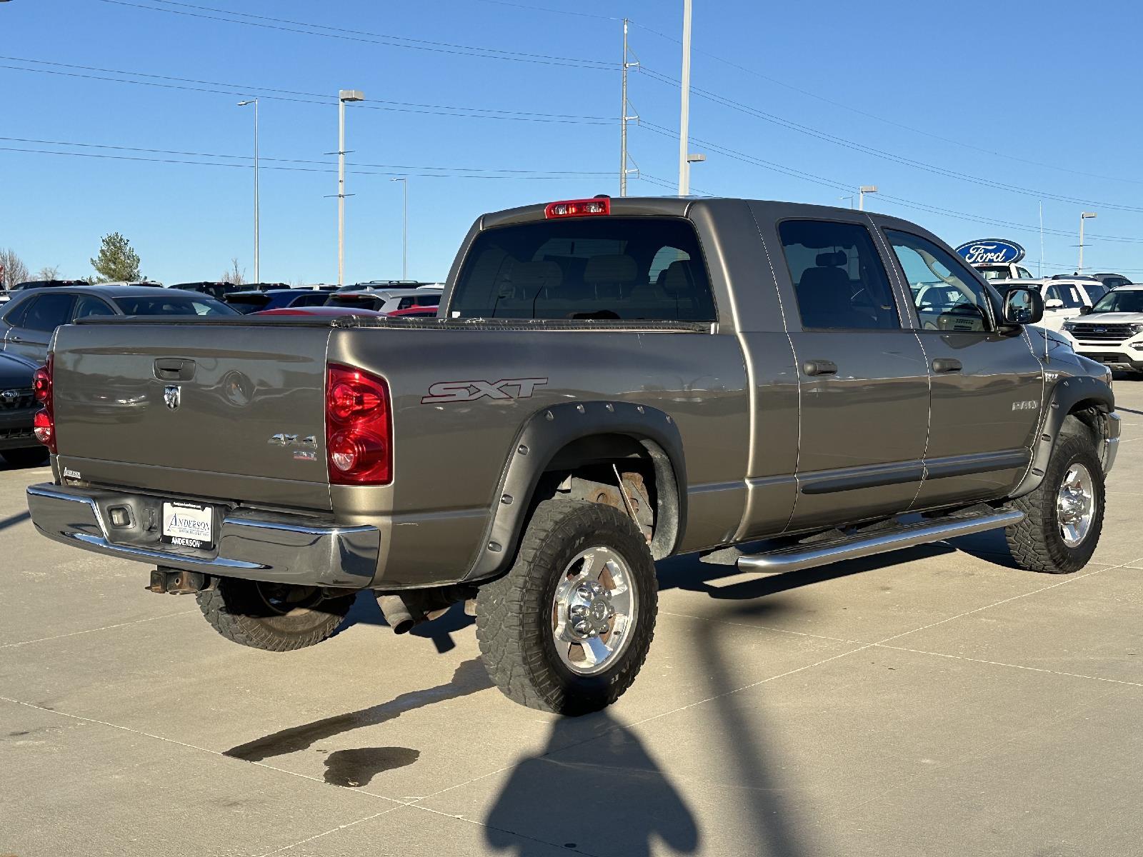 Used 2008 Dodge Ram 1500 SLT Crew Cab Truck for sale in Lincoln NE