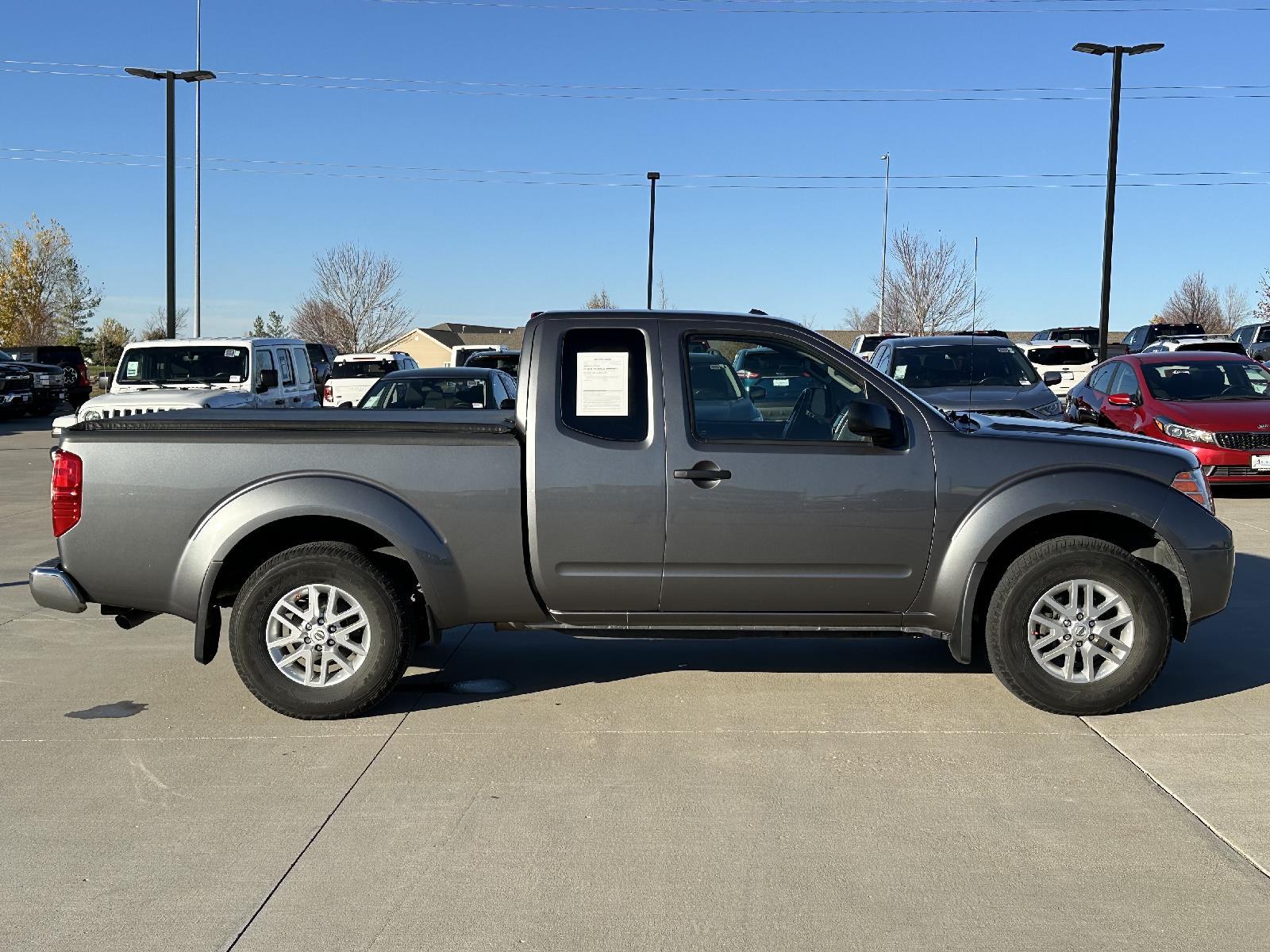 Used 2016 Nissan Frontier SV king cab for sale in Lincoln NE