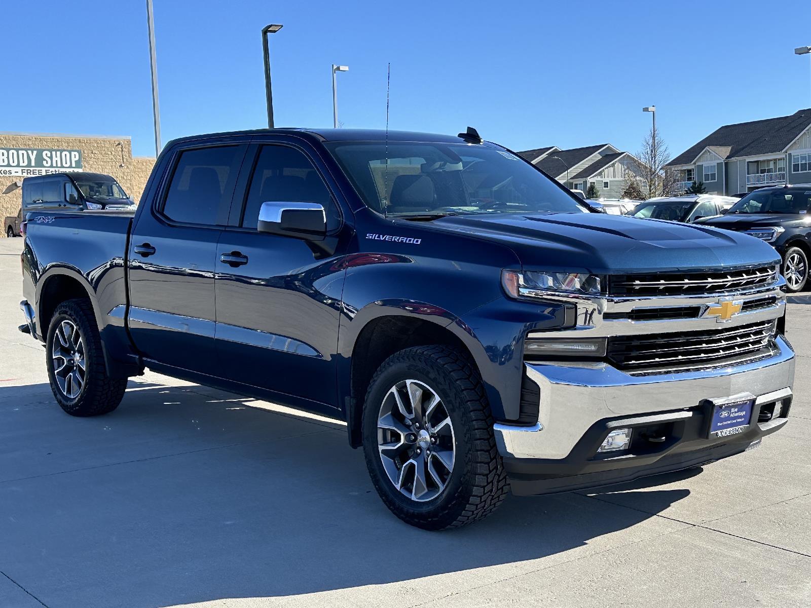 Used 2020 Chevrolet Silverado 1500 LT Crew Cab Truck for sale in Lincoln NE