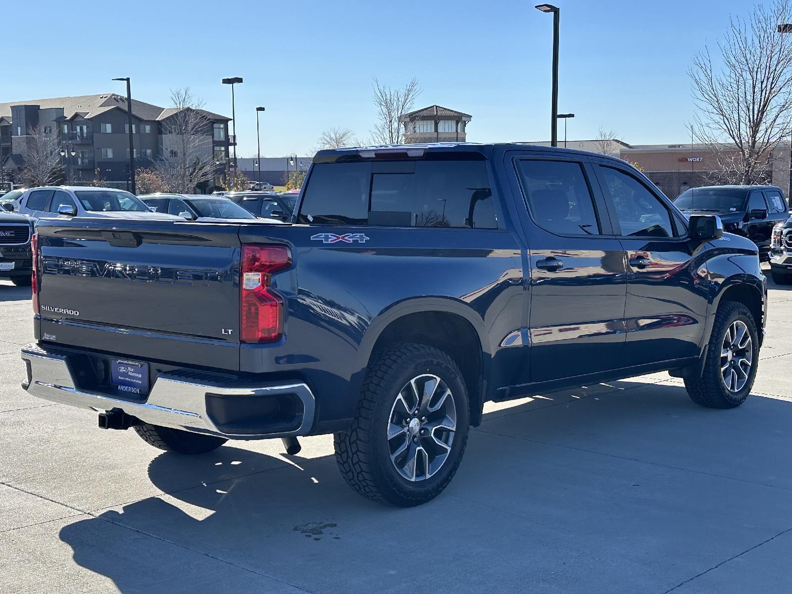 Used 2020 Chevrolet Silverado 1500 LT Crew Cab Truck for sale in Lincoln NE