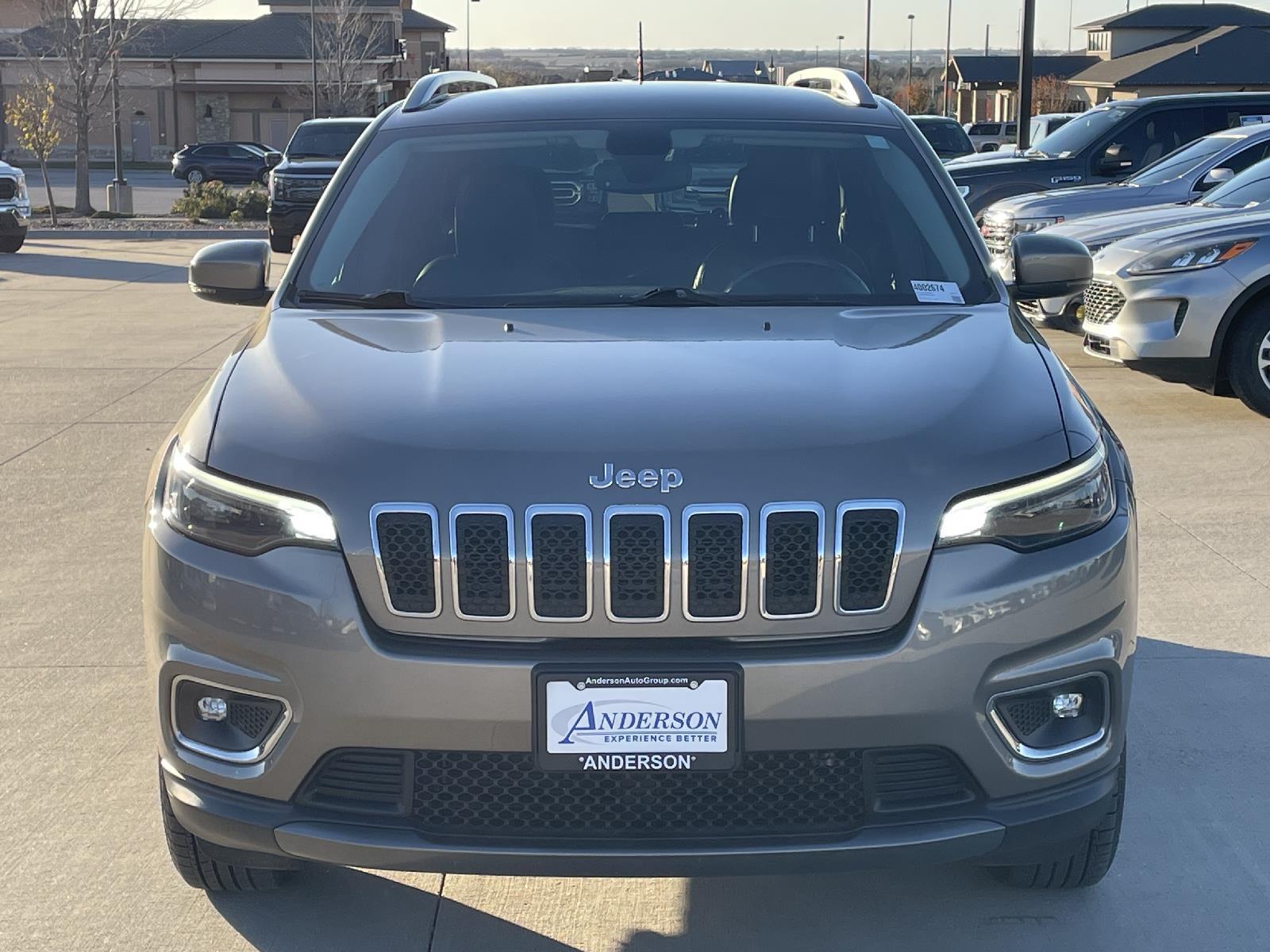 Used 2019 Jeep Cherokee Limited SUV for sale in Lincoln NE