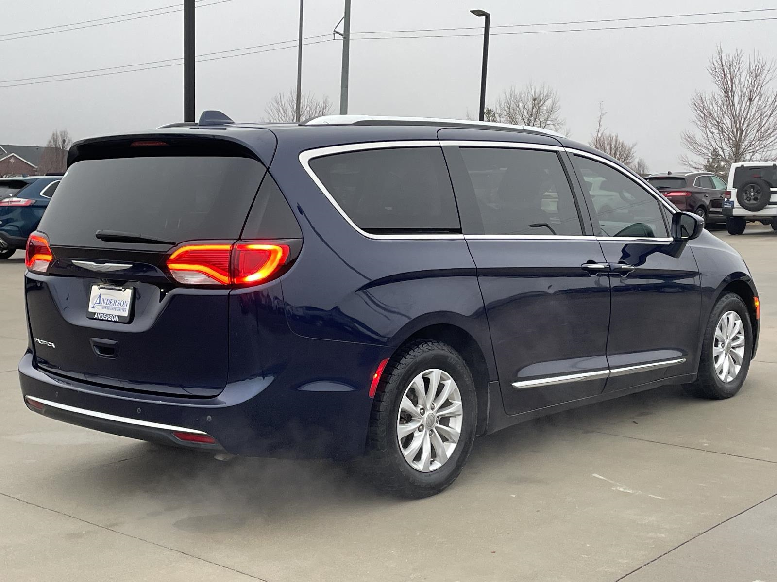 Used 2018 Chrysler Pacifica Touring L Plus Minivans for sale in Lincoln NE