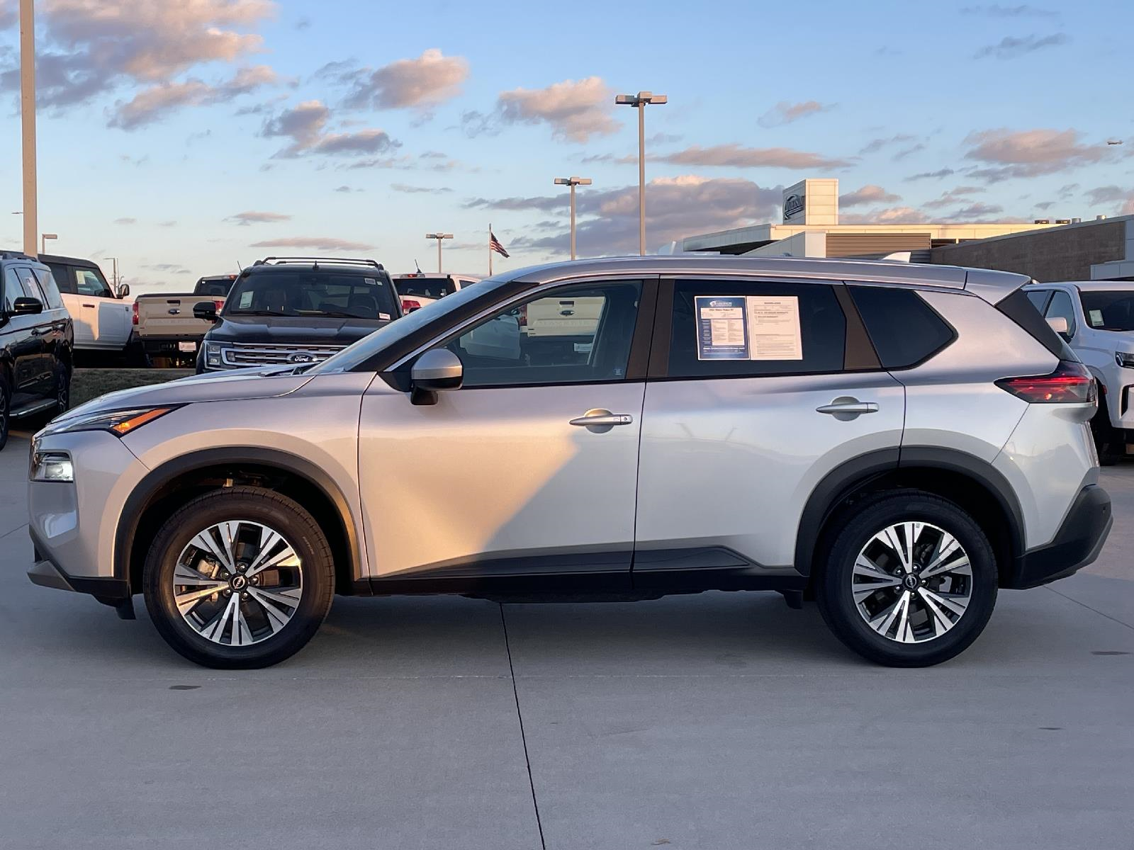 Used 2023 Nissan Rogue SV SUV for sale in Lincoln NE