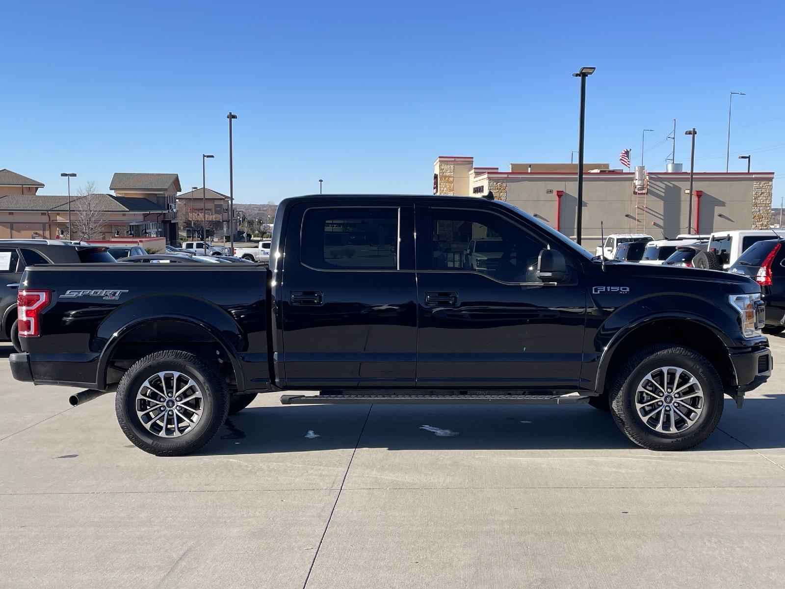 Used 2020 Ford F-150 XLT Crew Cab Truck for sale in Lincoln NE