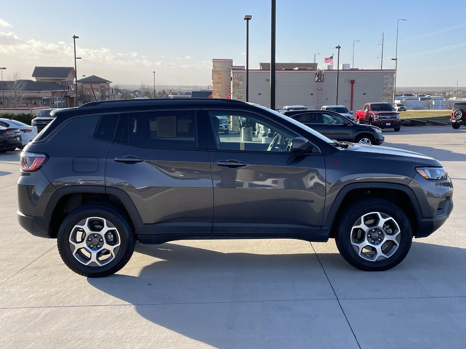 Used 2022 Jeep Compass Trailhawk SUV for sale in Lincoln NE