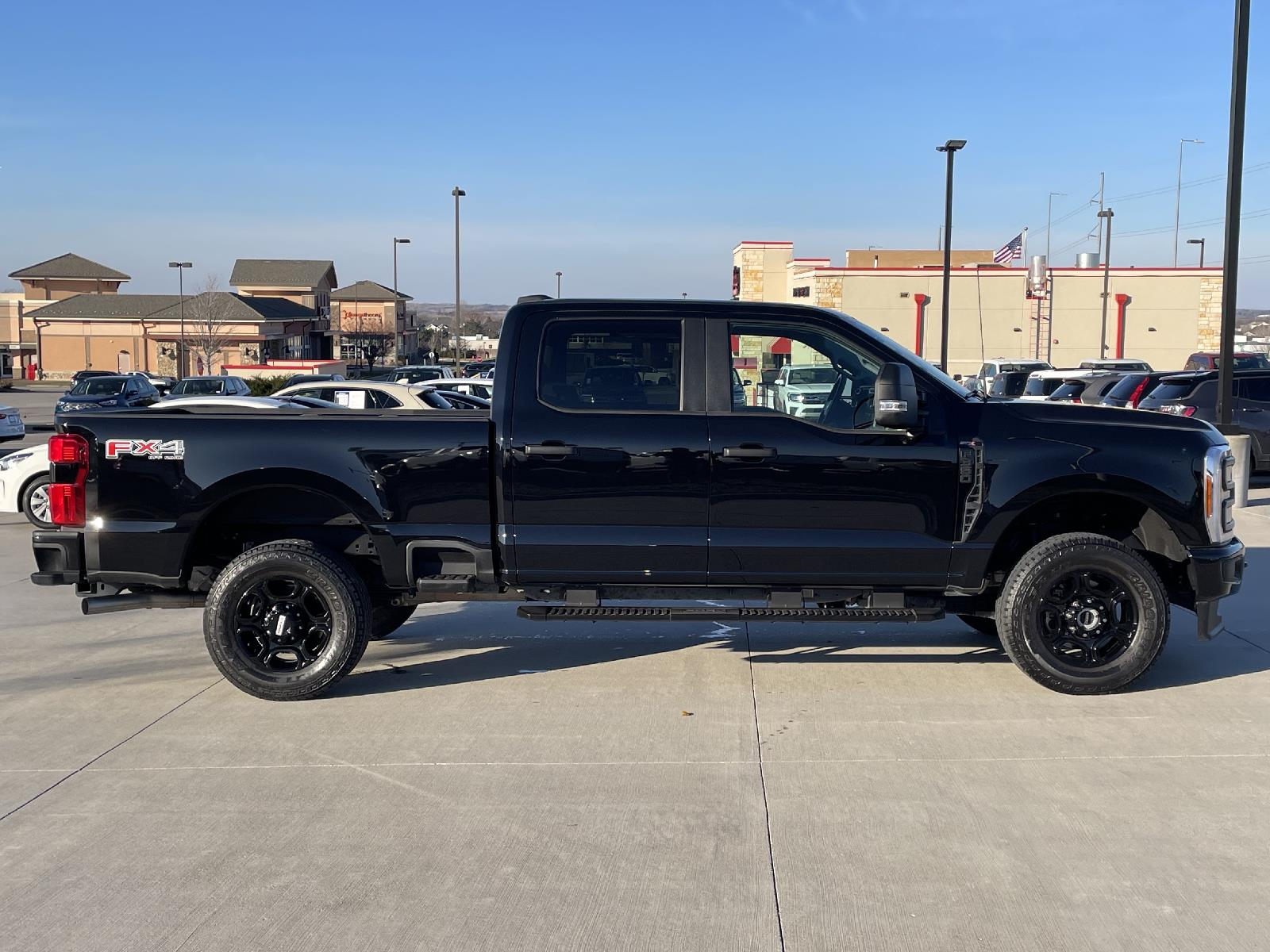 Used 2023 Ford Super Duty F-350 SRW XL Crew Cab Truck for sale in Lincoln NE