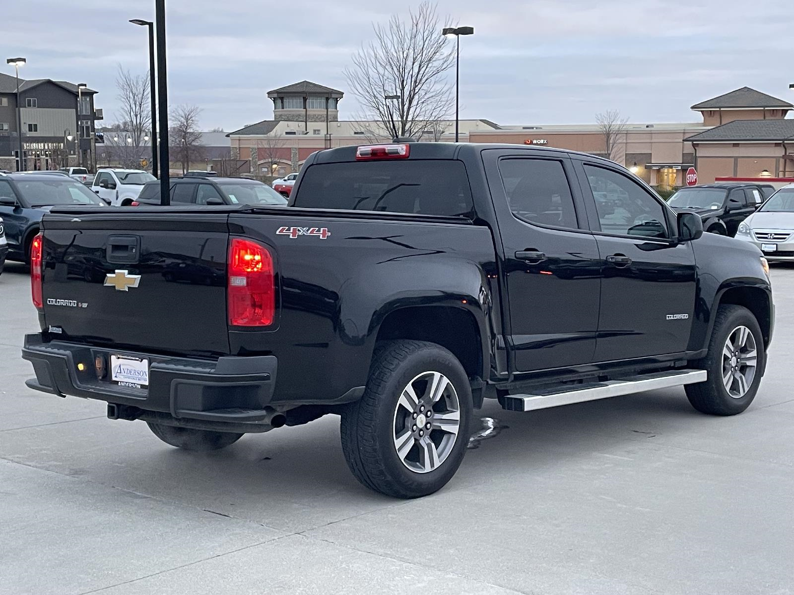 Used 2017 Chevrolet Colorado 4WD WT Crew Cab Truck for sale in Lincoln NE