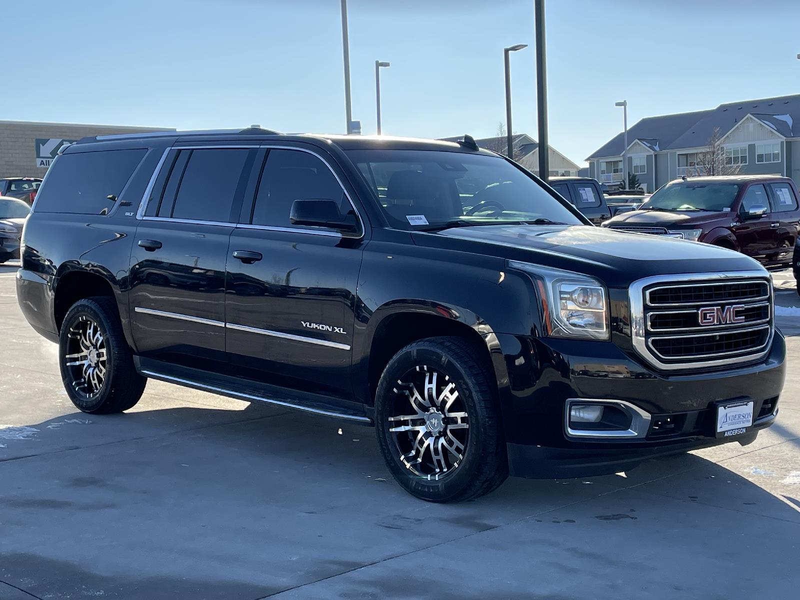 Used 2015 GMC Yukon XL SLT SUV for sale in Lincoln NE