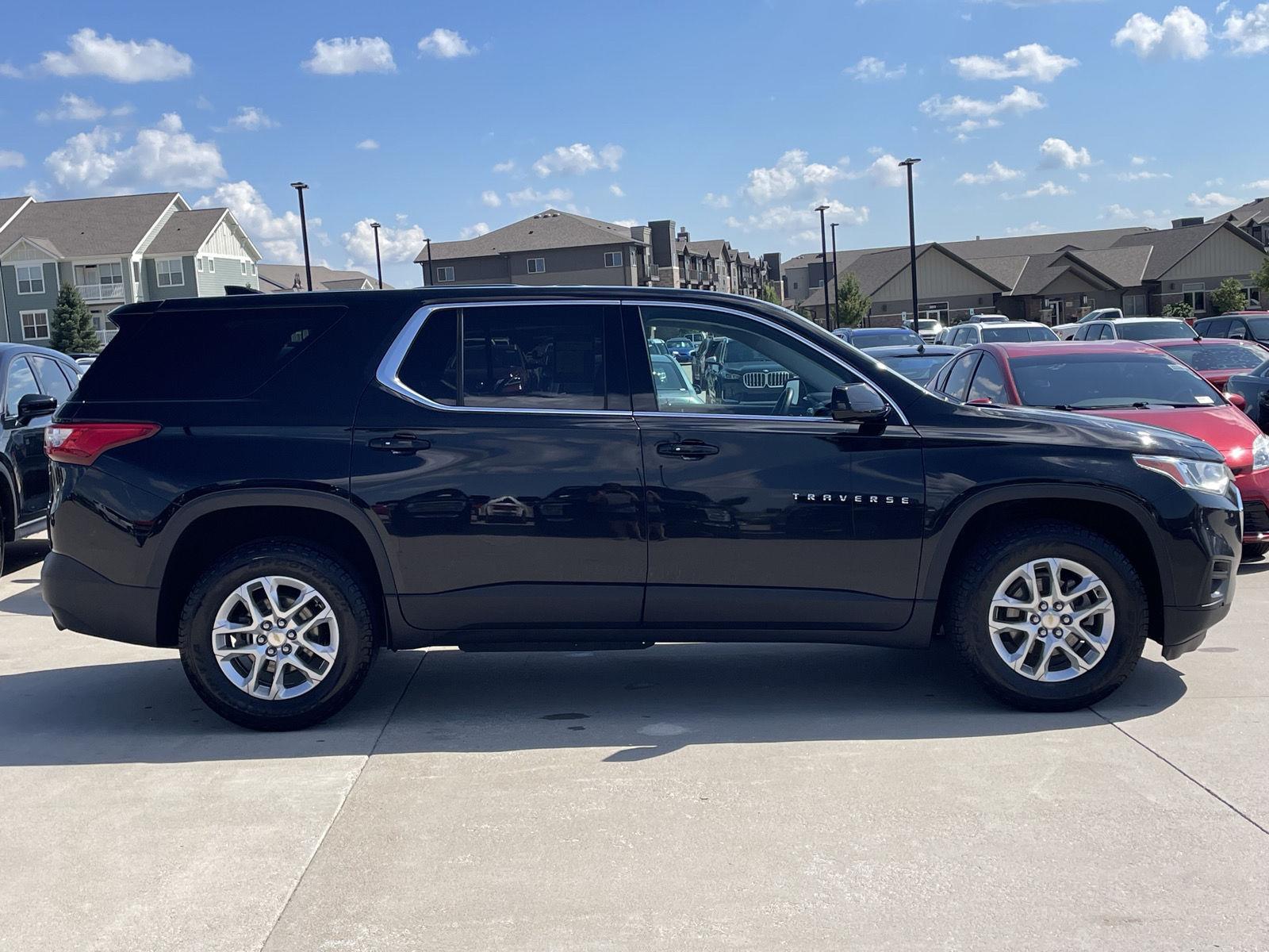 Used 2018 Chevrolet Traverse for sale in Lincoln NE