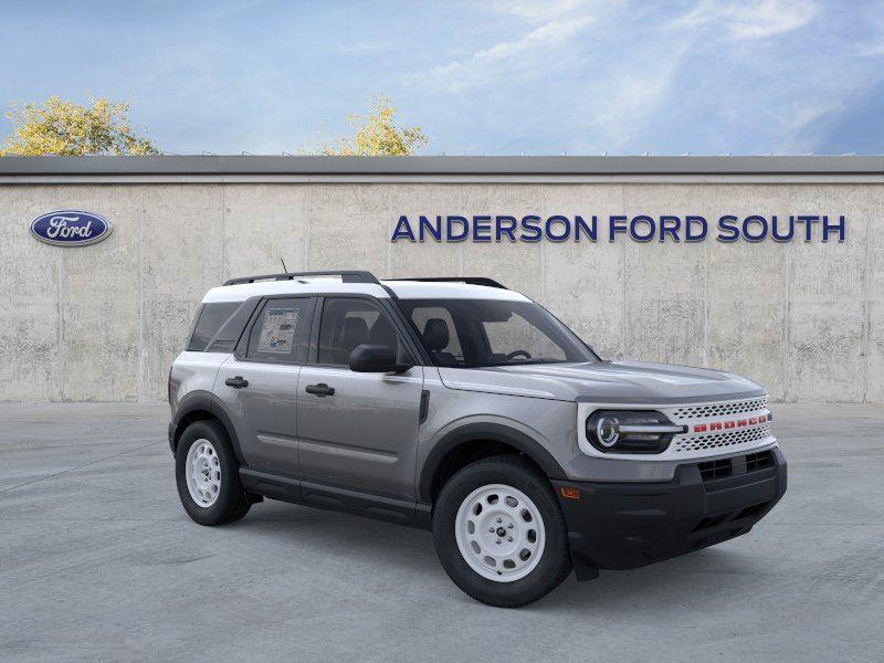 Vehicle photo 7
