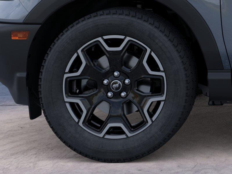 Vehicle photo 19