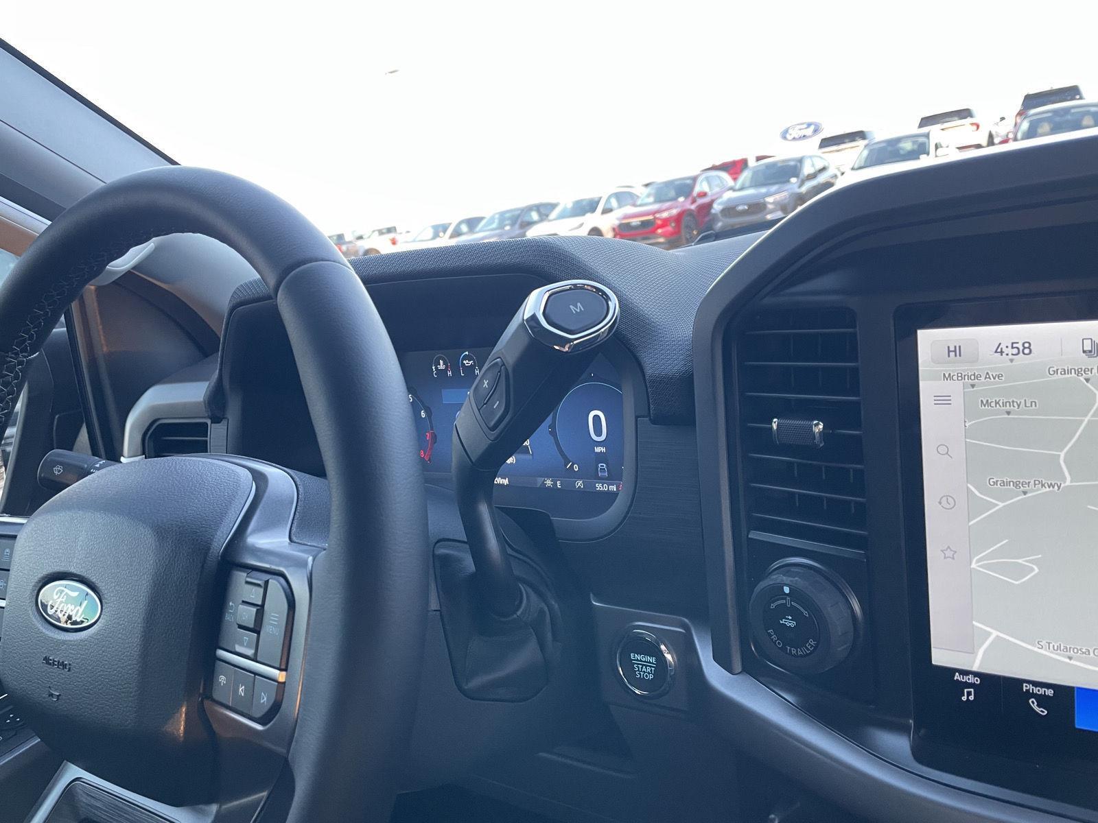 Vehicle photo 33