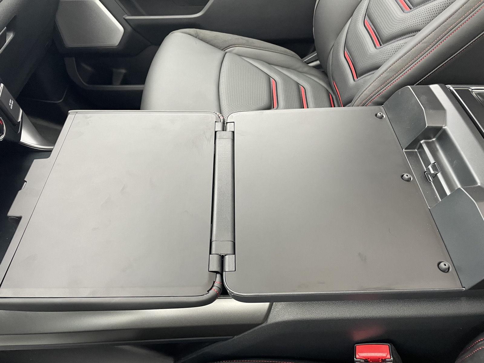 Vehicle photo 37