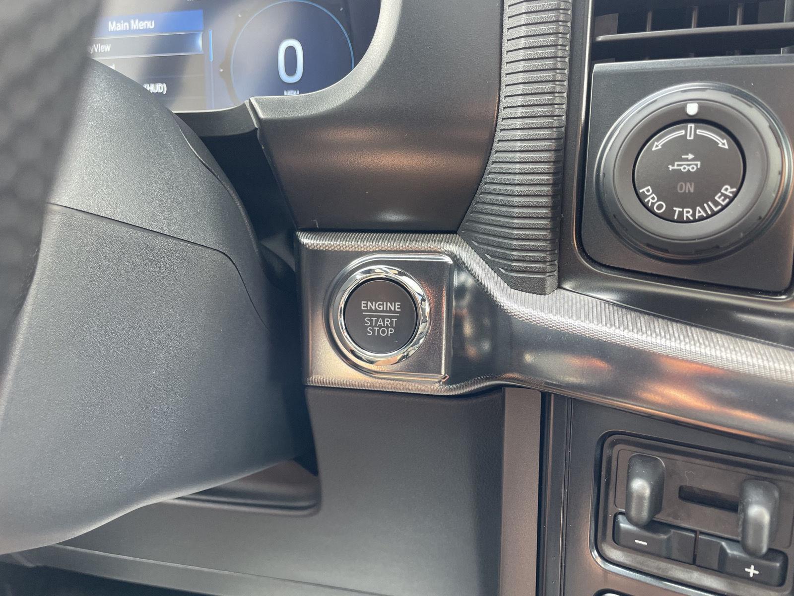 Vehicle photo 27