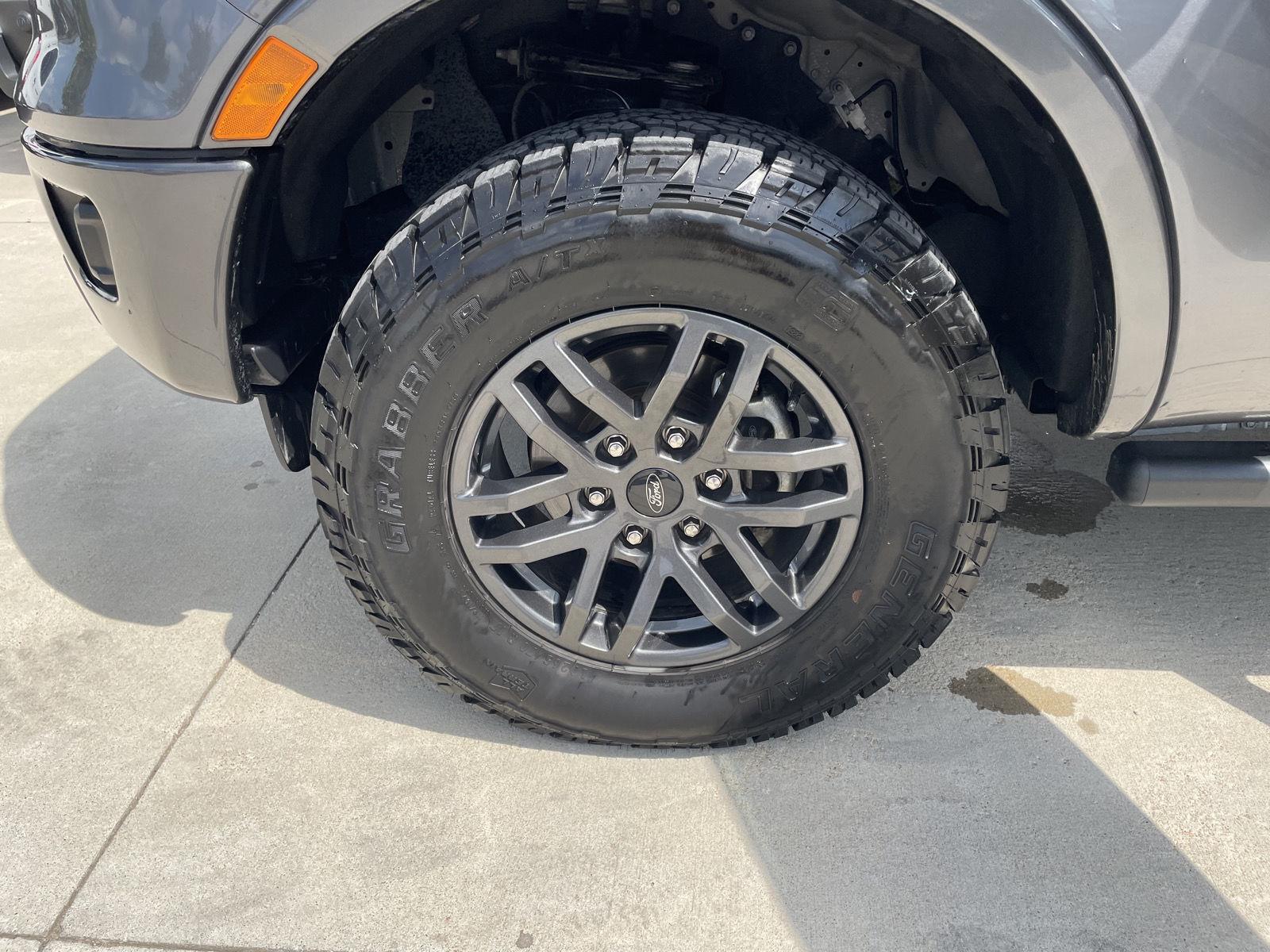 Vehicle photo 10