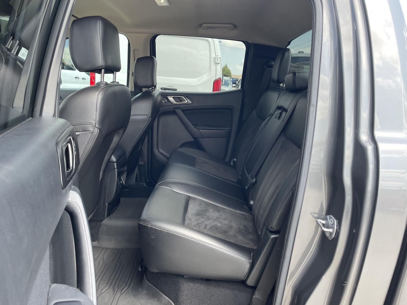 Vehicle photo 20