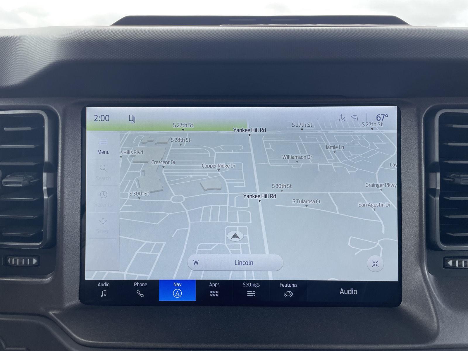 Vehicle photo 23
