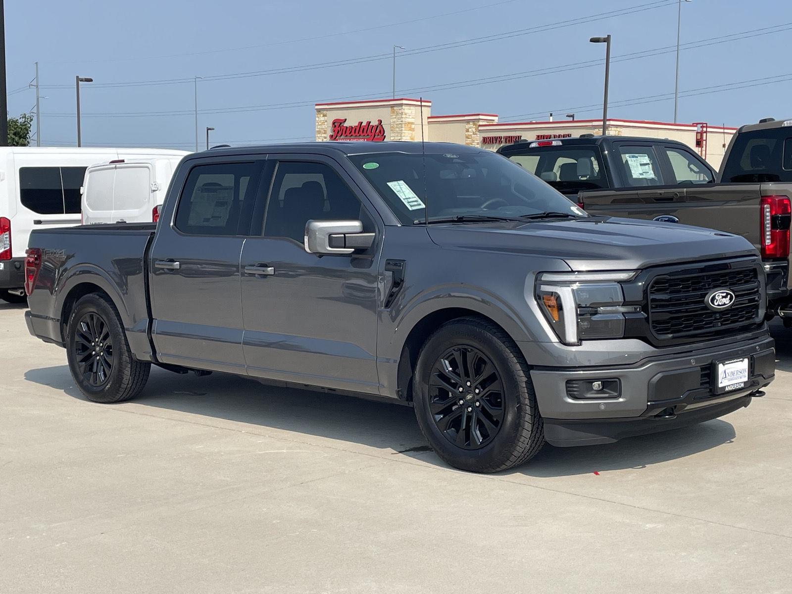 Vehicle photo 5