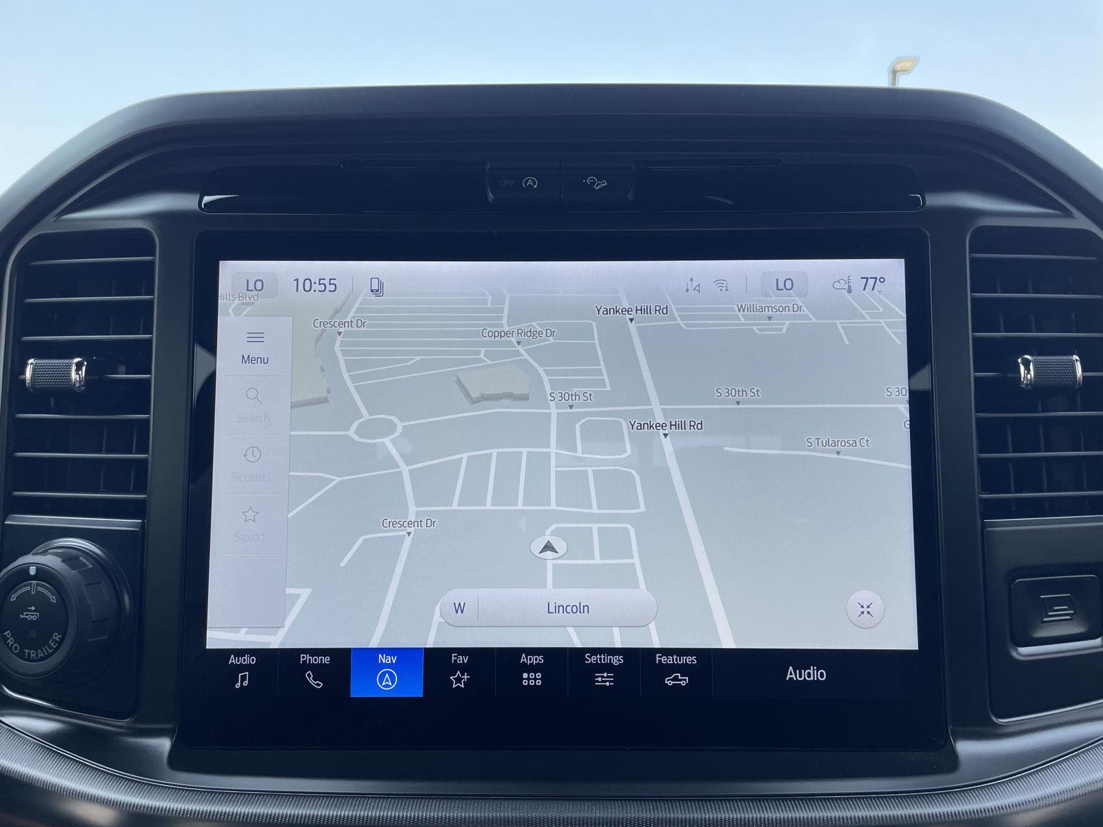 Vehicle photo 24