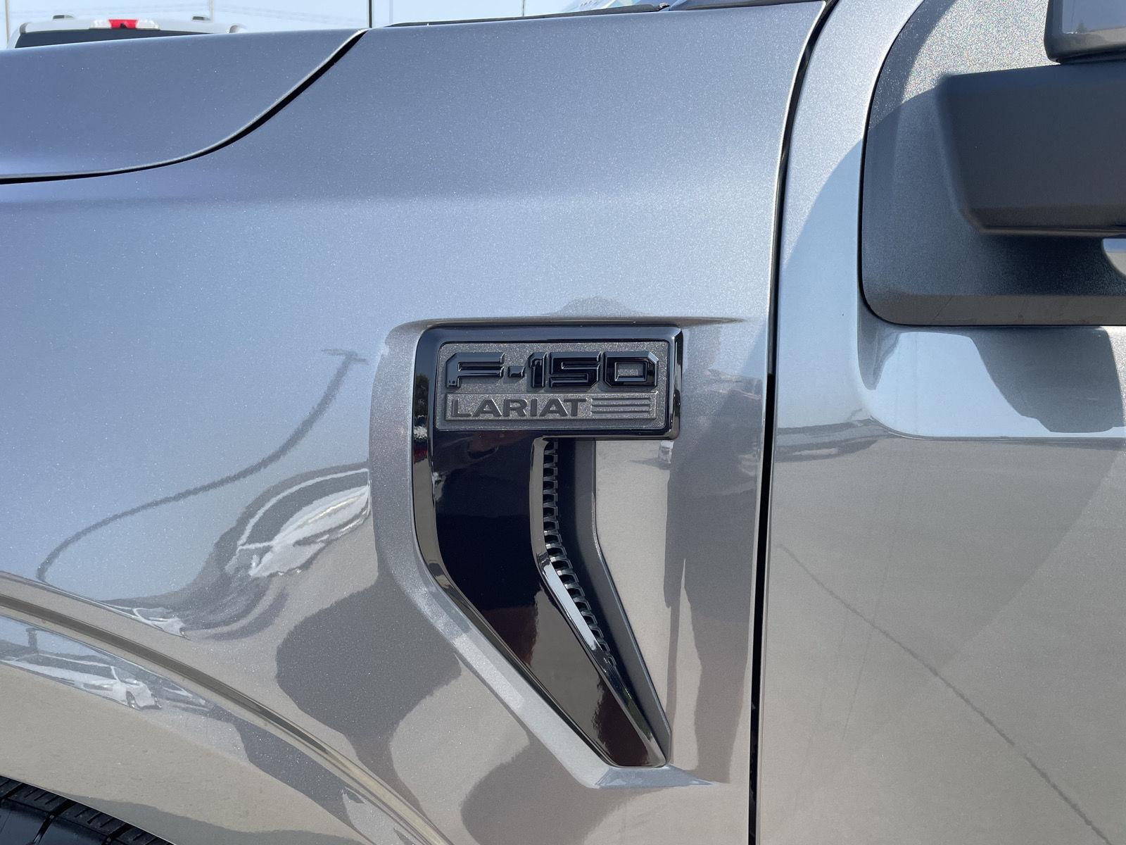Vehicle photo 40