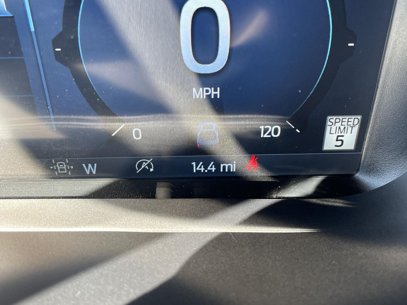 Vehicle photo 3