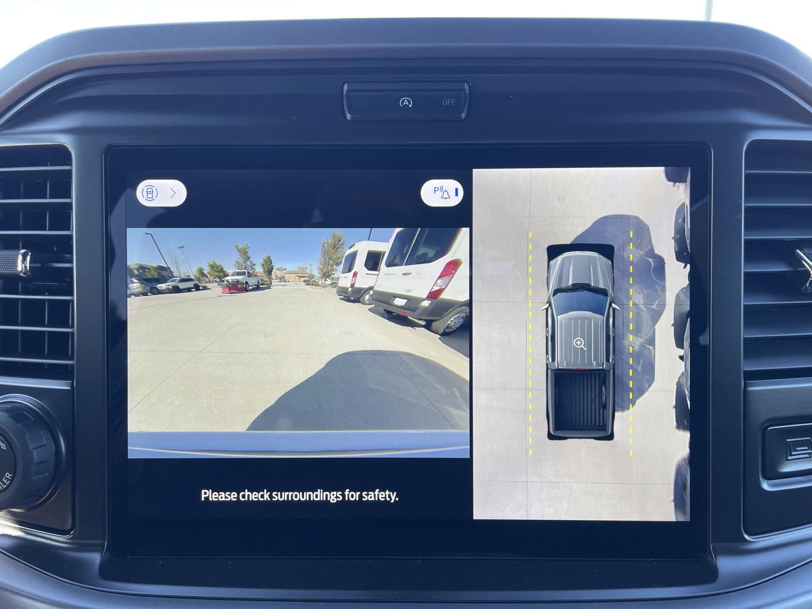 Vehicle photo 23