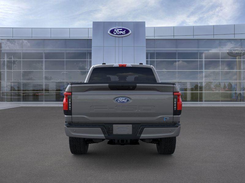 2025 Ford F-150 Lightning XLT photo 5