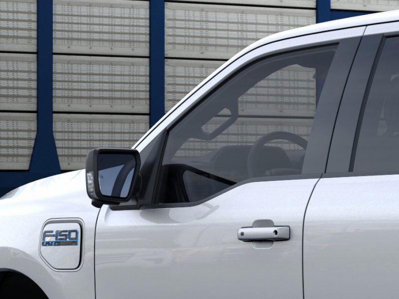 2025 Ford F-150 Lightning photo 20