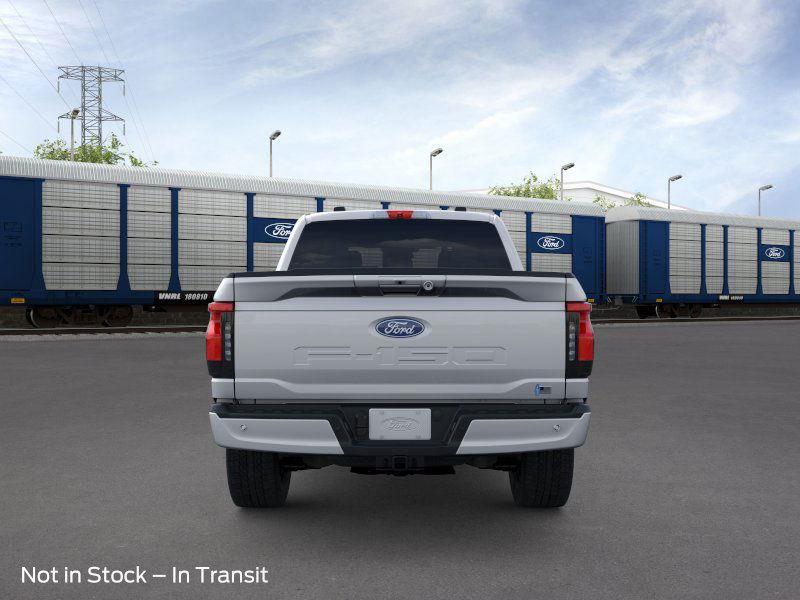 2025 Ford F-150 Lightning photo 5