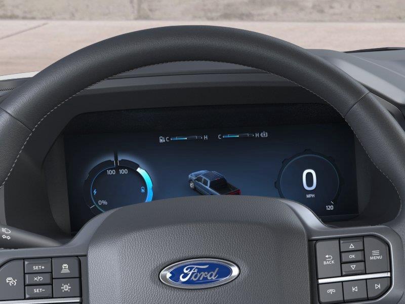 Vehicle photo 13