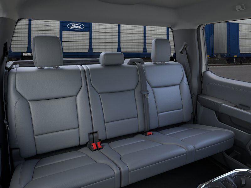 2025 Ford F-150 Lightning photo 11