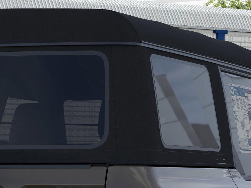 2025 Ford Bronco Base photo 24