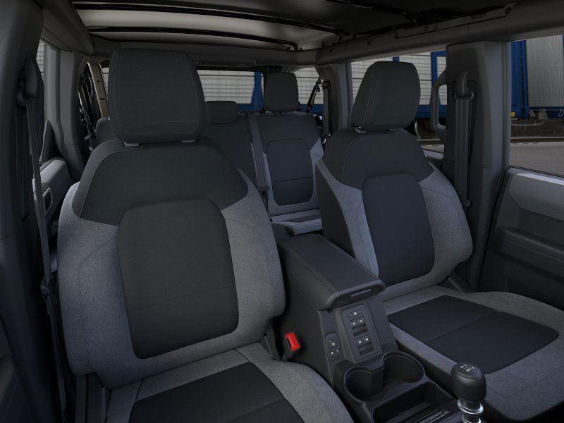2025 Ford Bronco Base photo 10