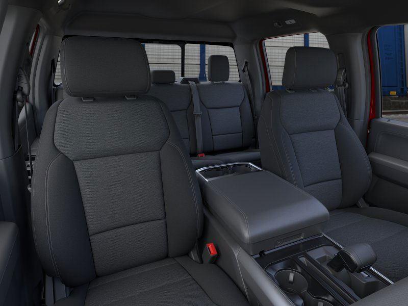 2025 Ford F-150 XLT photo 8