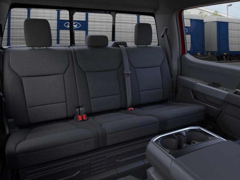 2025 Ford F-150 XLT photo 9