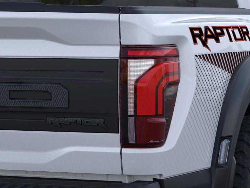 2025 Ford F-150 Raptor photo 19