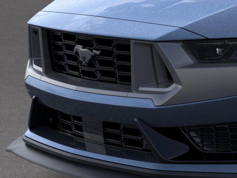 2025 Ford Mustang Dark Horse photo 11