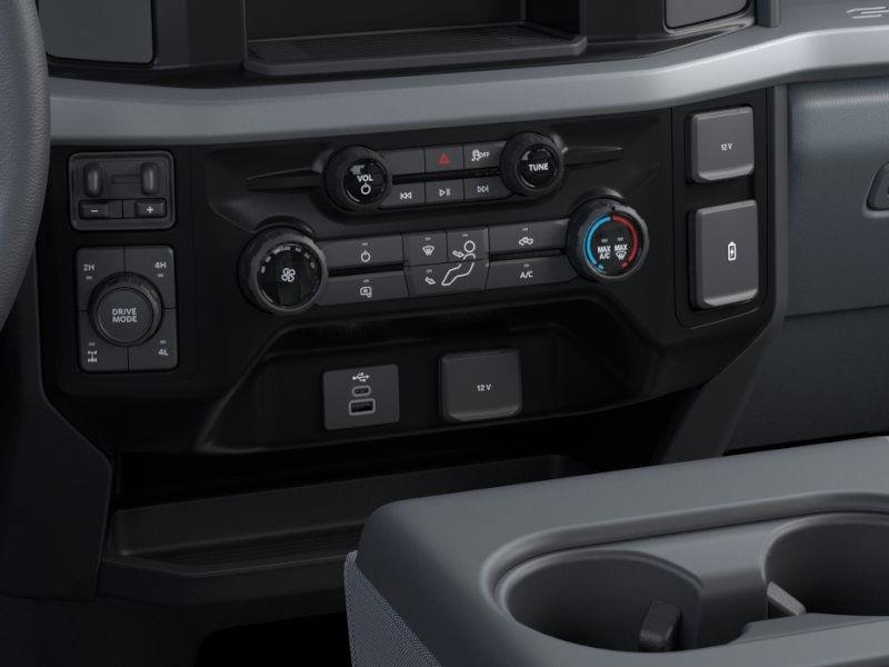 2026 Ford F-250 XLT photo 14