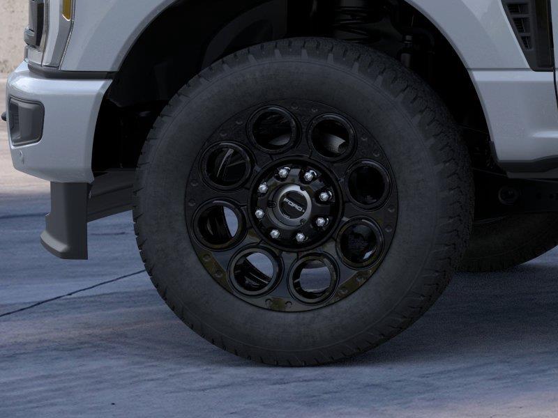 Vehicle photo 19