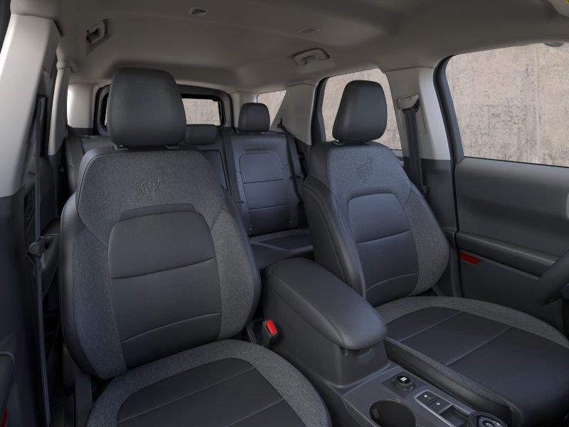 Vehicle photo 10