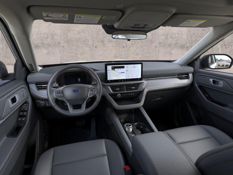 Vehicle photo 9
