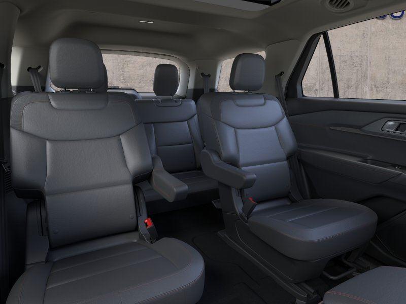 Vehicle photo 11