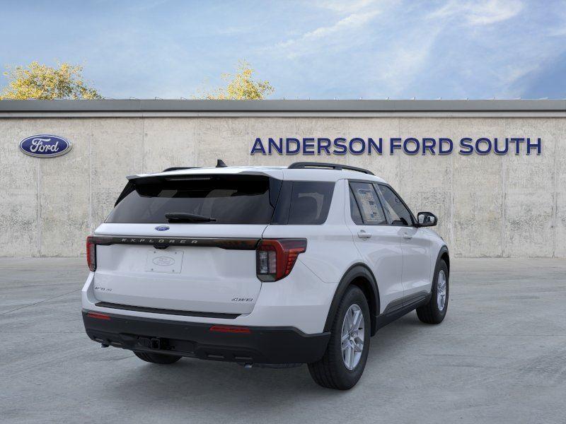 Vehicle photo 8
